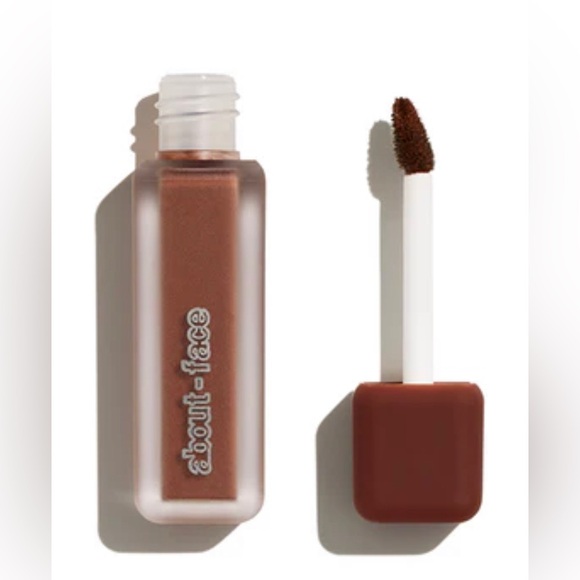 Paint-It Matte Lip Color In Oblivious
4.5 ml / 0.15 fl oz - Picture 2 of 4